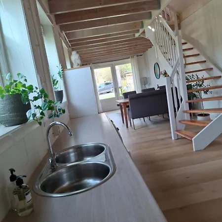 Suus, Inclusief Jacuzzi, Kano En Kajak Feriehus Zuid-Scharwoude