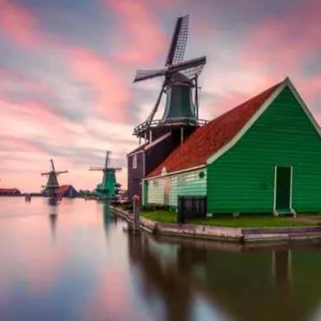 Suus, Inclusief Jacuzzi, Kano En Kajak Vakantiehuis *